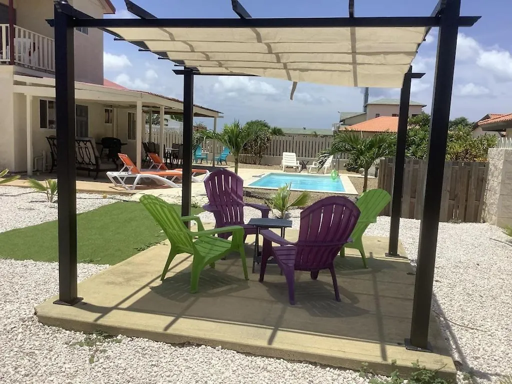 New Listing 2 Storey Villa, Peaceful Location. Close To Beaches Palm Beach
